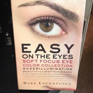 Bare Escentuals Easy on the Eye bareMinerals i.d.